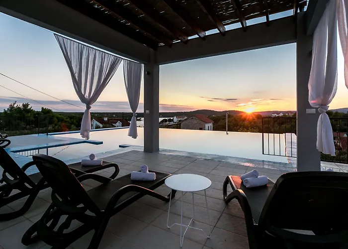 Toma - Private Estate Milna (Brac)
