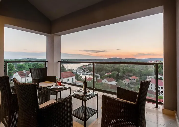 Toma - Private Estate Milna (Brac)