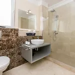 Toma - Private Estate *