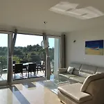 Toma - Private Estate