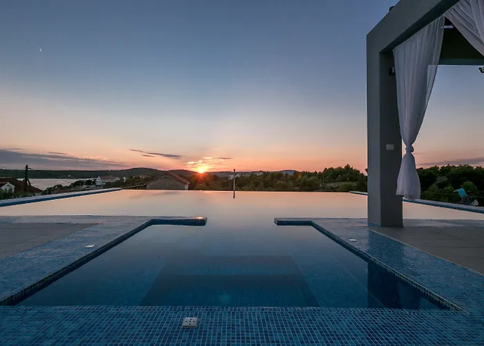 Toma - Private Estate Vila