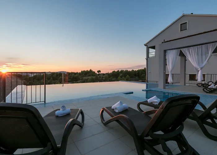 Vila Toma - Private Estate *