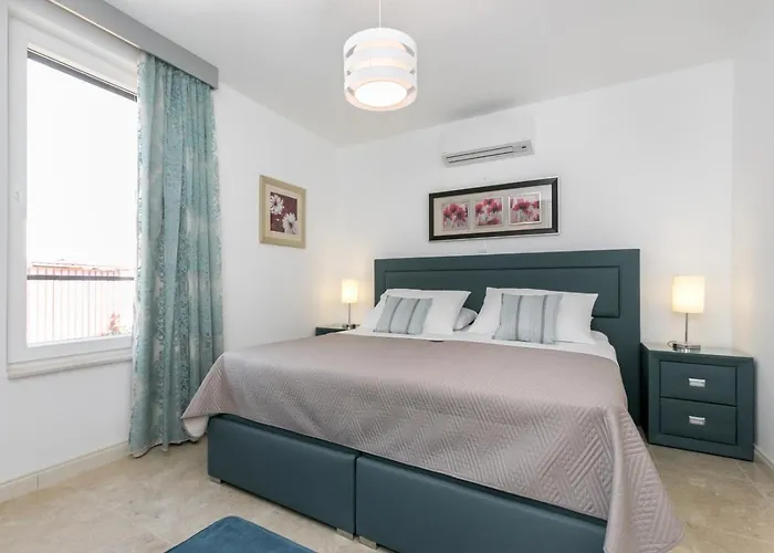 Vila Toma - Private Estate