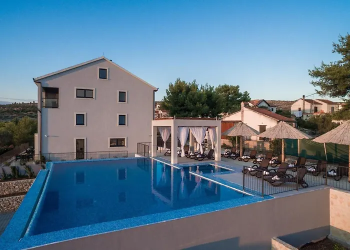 Vila Toma - Private Estate