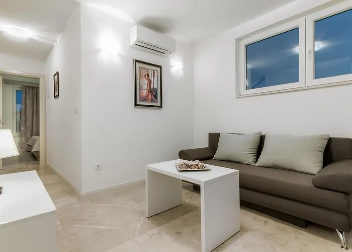 Vila Toma - Private Estate *