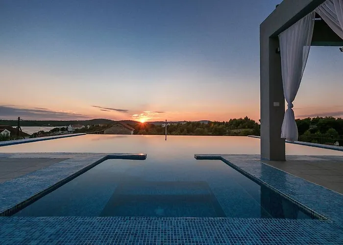 Toma - Private Estate *